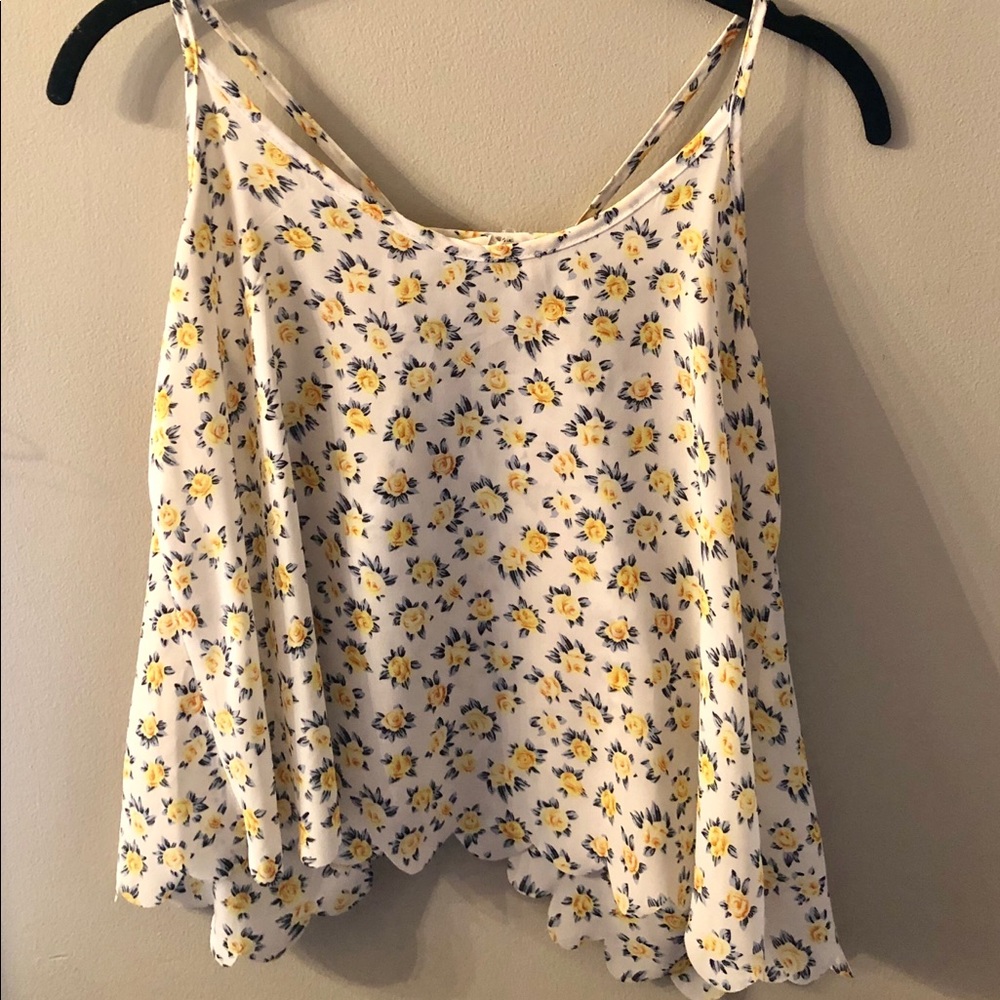 Cute adjustable open back/scalloped blouse